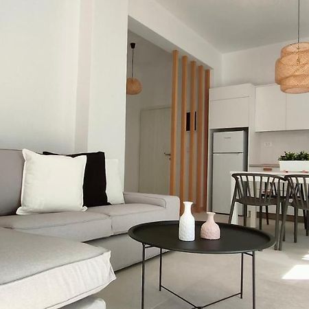 Kelly'S Urban Apartment เอลุนดา ภายนอก รูปภาพ