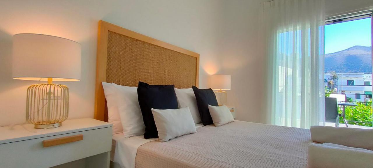 Kelly'S Urban Apartment เอลุนดา ภายนอก รูปภาพ